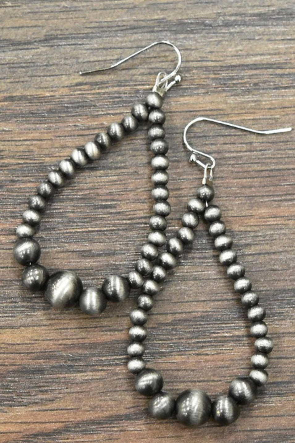 Navajo Pearl Earrings