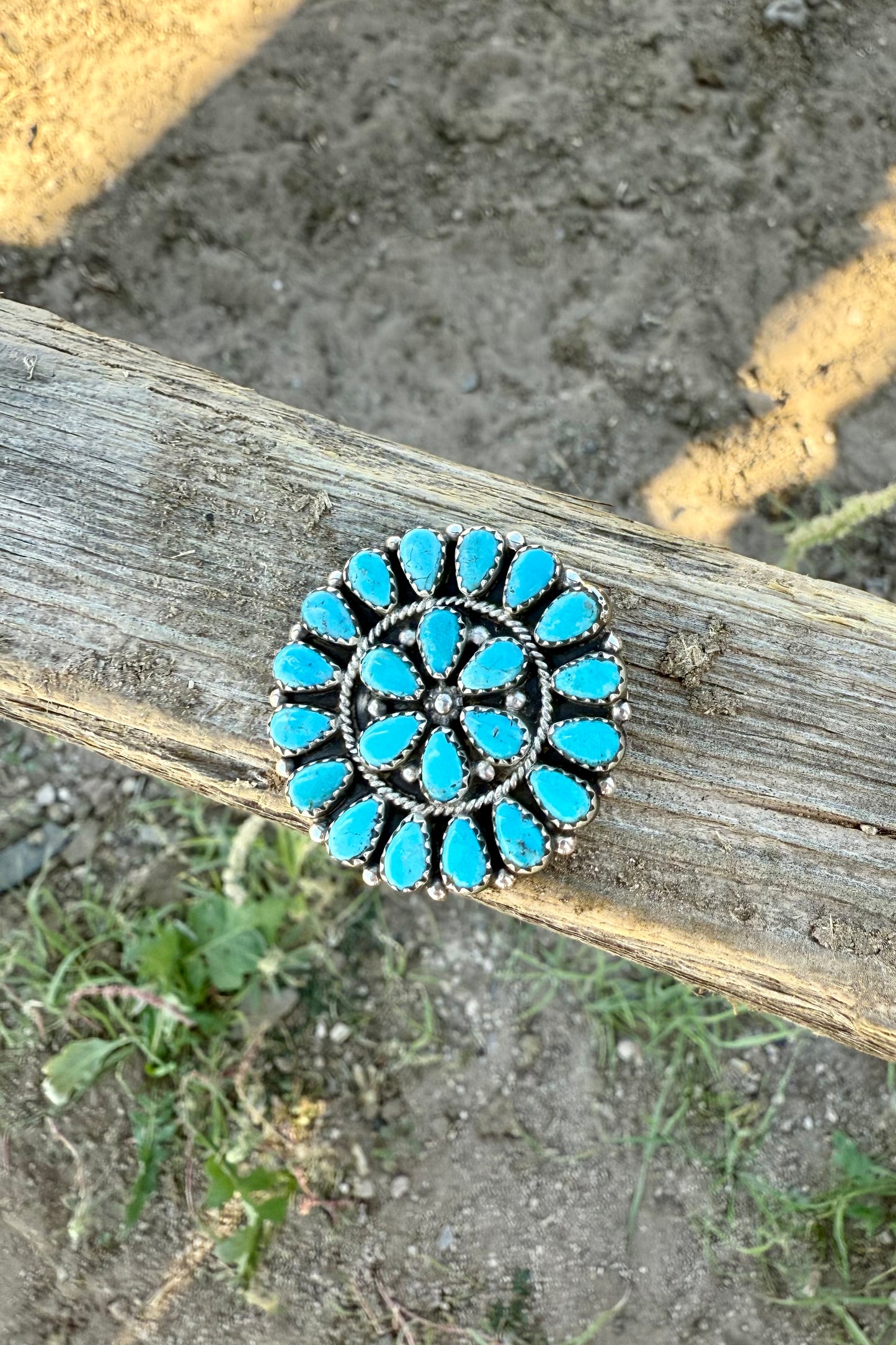 Turquoise pendant/pin
