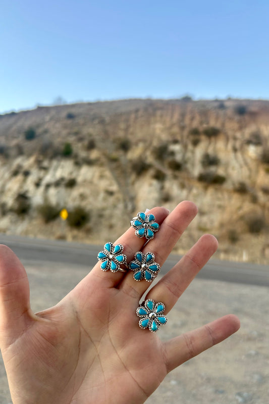 Flower Turquoise Ring