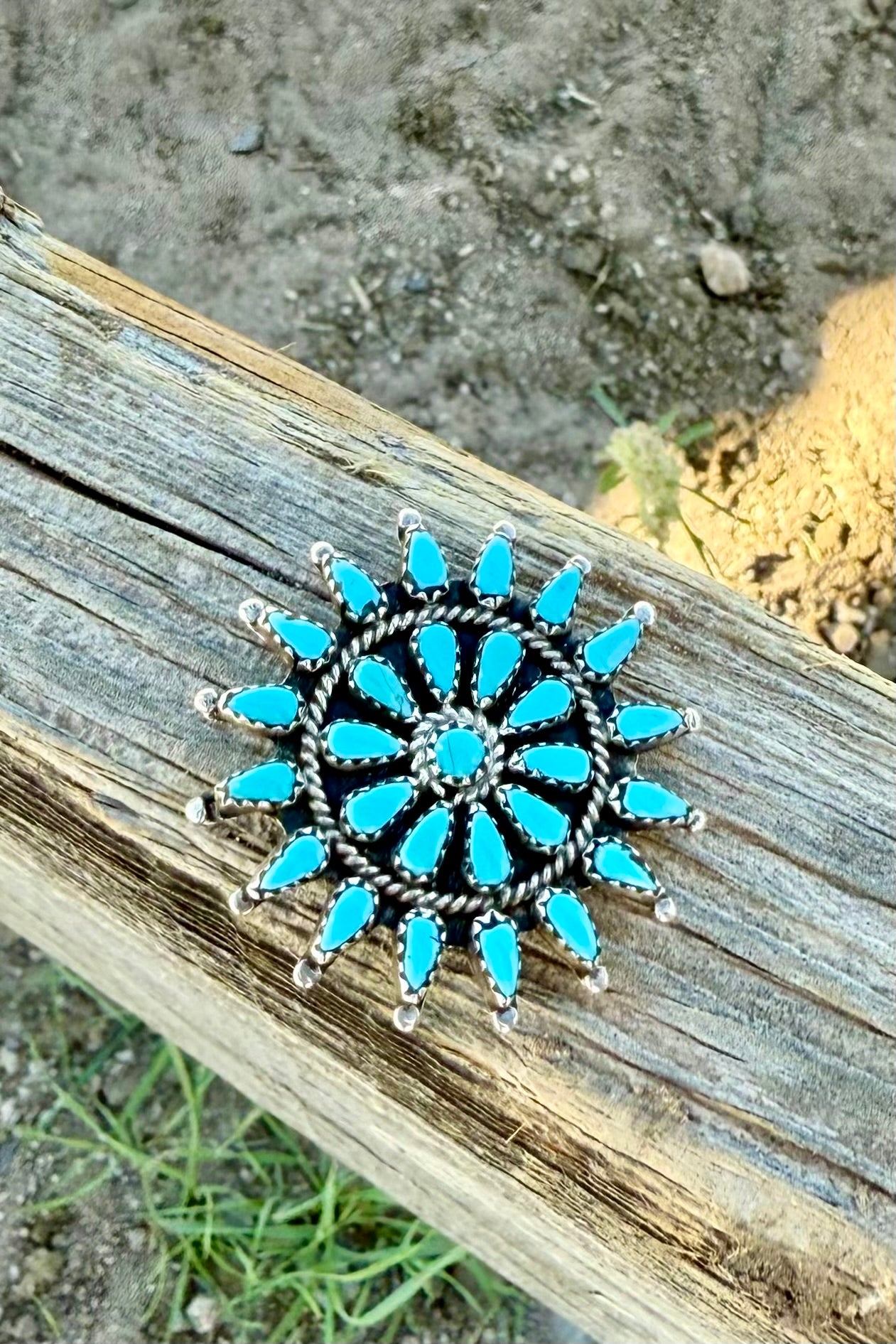 Turquoise pendant/pin