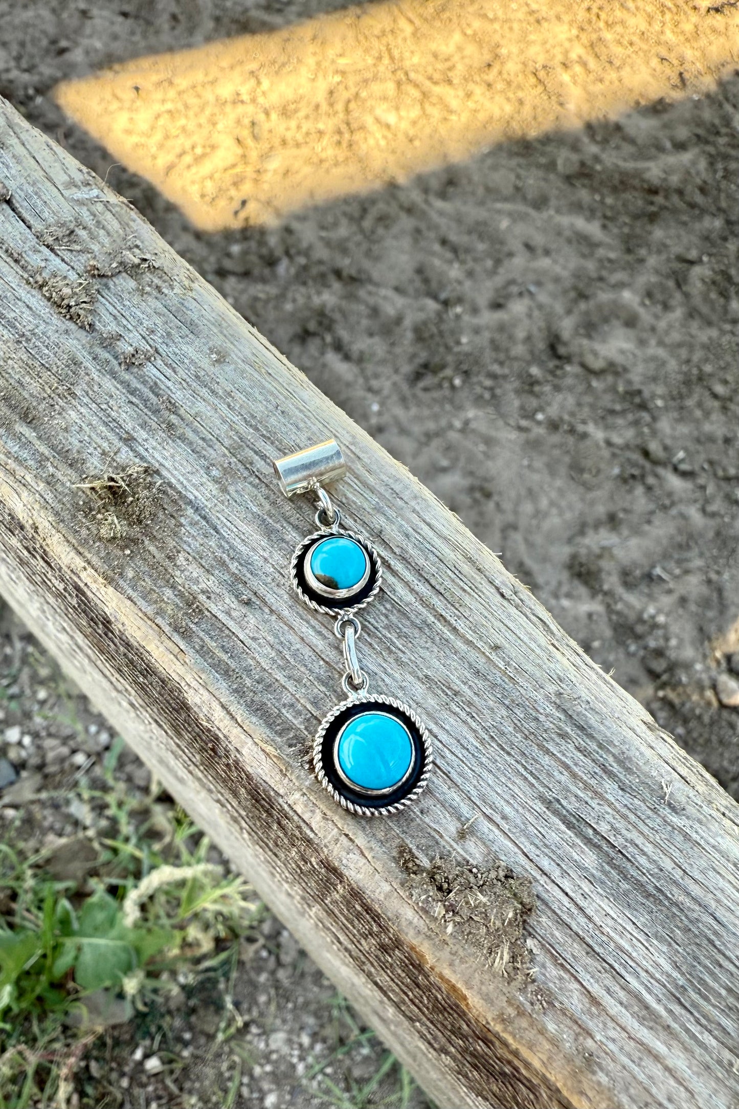Turquoise dangle pendant