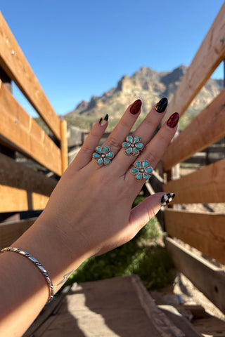 CLUSTER LOVE ❖ Turquoise Flower cluster Ring